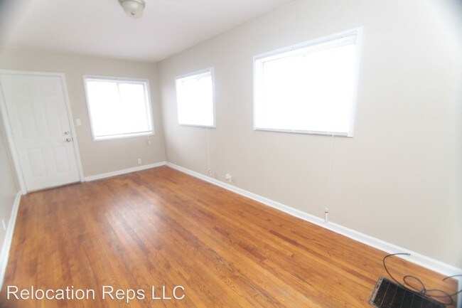 Building Photo - 2 br, 1 bath House - 3802 N Sturdevant St