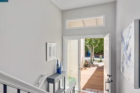 Foto del edificio - 499 Camelback Rd