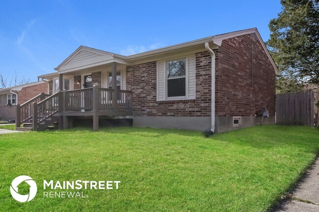 Building Photo - 9214 Lantana Dr