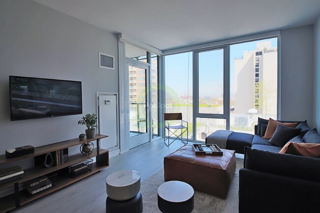 Foto del edificio - 218 W Hill St