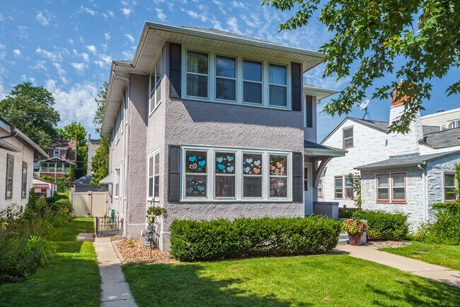 Foto del edificio - 3316 Girard Ave S