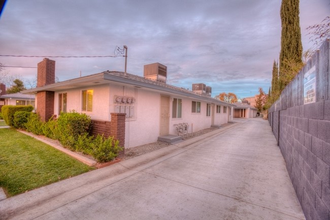 Otro - Shaw Avenue Apartments