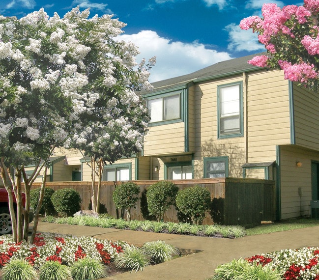 Village Green Apartment Homes 93 Photos & 9 Reviews Apartment for