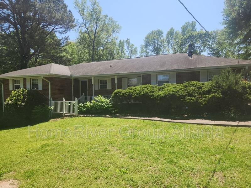 3057 Dease Dr, Rex, GA 30273 House Rental in Rex, GA