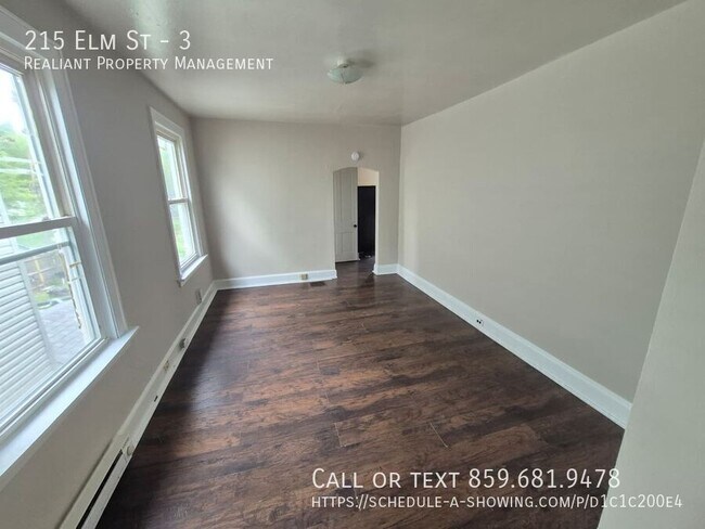 Foto del edificio - 215 Elm St