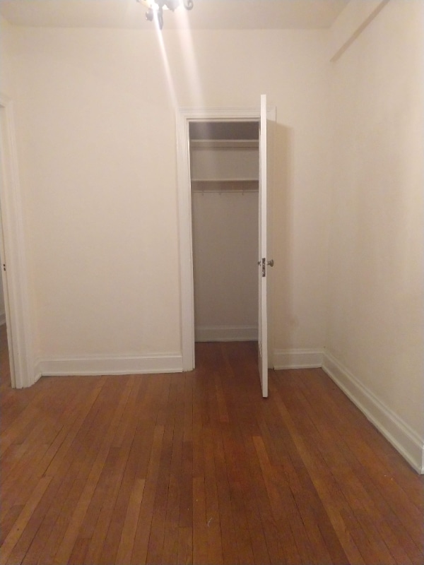 Photo - 5130 Connecticut Ave NW (Washington, DC) Apartment