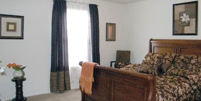 Photo - Charlestowne Condominiums