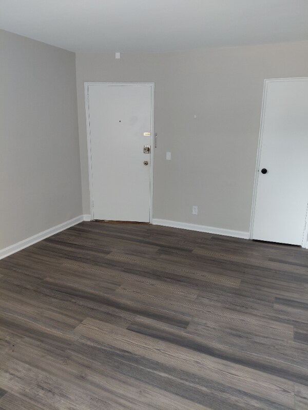 Foto del edificio - 6643 Montgomery Rd