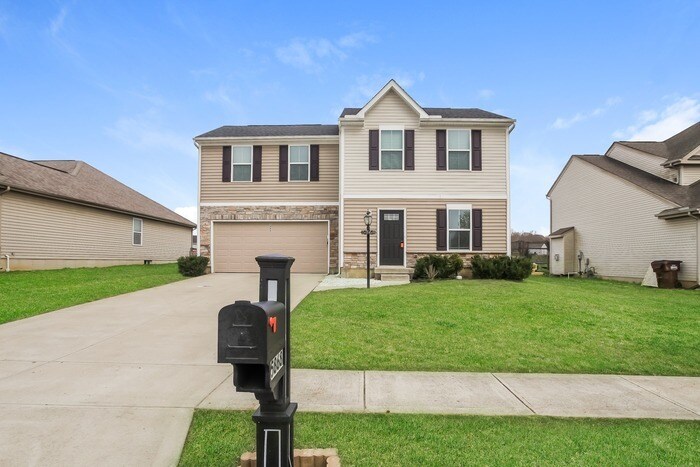 Primary Photo - Beautiful 3 Bedroom Home