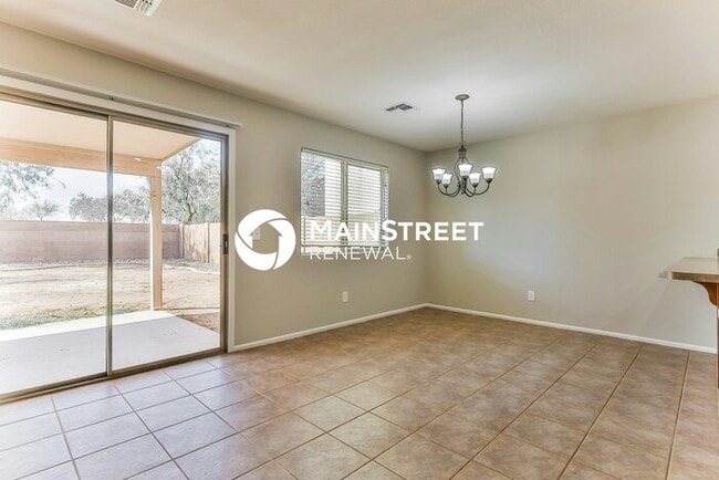 Foto del edificio - 4 Bedroom Pet-Friendly Home in Maricopa, AZ with Main Street Renewal