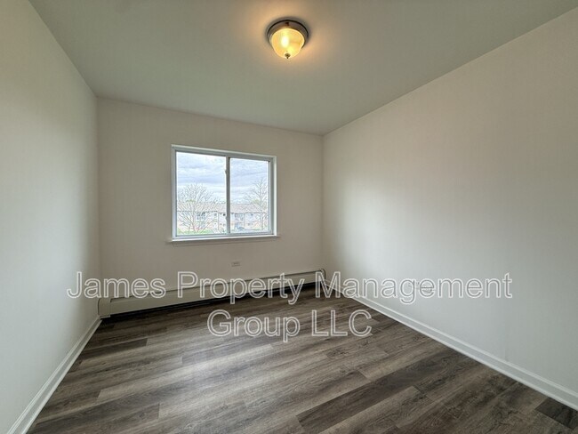 Foto del edificio - 831 Mcintosh Ct