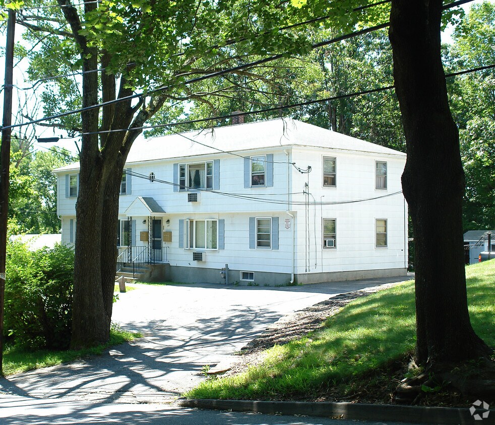 Building Photo - 24-26 Varney St