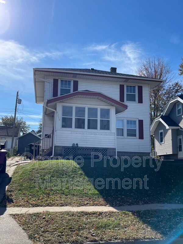 Primary Photo - 4215 Mason St