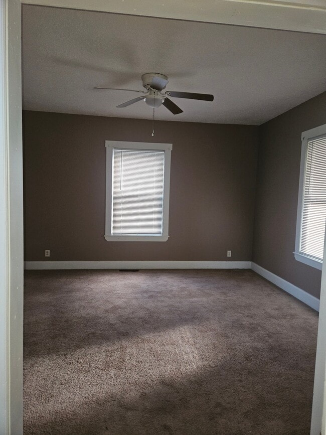 Building Photo - 91 Andrew St