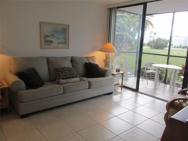 Foto del edificio - 612 Bird Bay Dr S