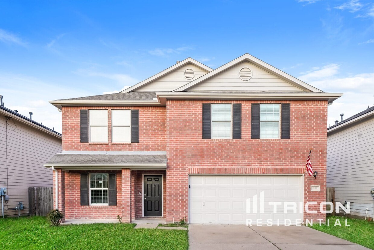 Foto principal - 7926 Chatham Springs Ln