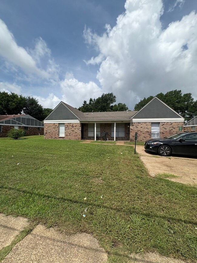 Photo - Welcome to 1841 S. Perkins Road! Townhome