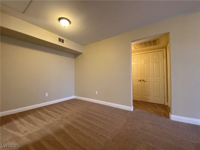 Building Photo - 8000 W Badura Ave