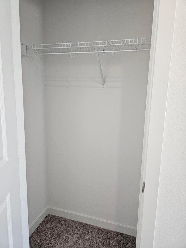 Foto del edificio - BOARDMAN'S FINEST BRAND NEW HOME