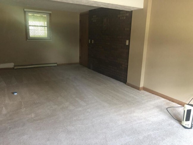 Foto del edificio - 855 Mindy Lane