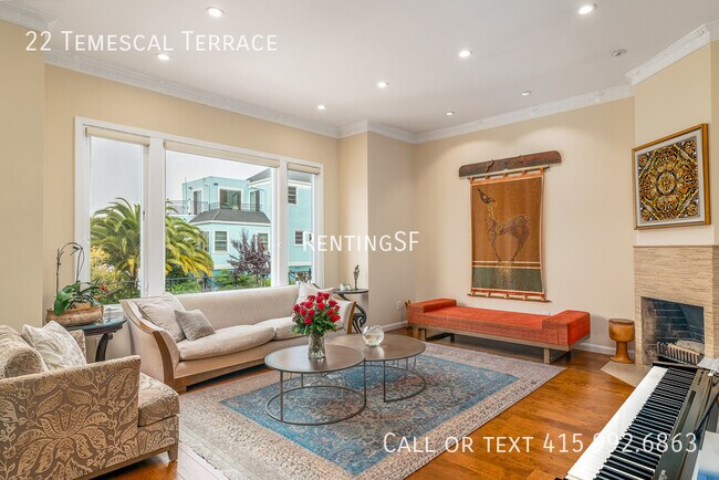 Foto del edificio - Single Family Home with 4 BR x3 BA