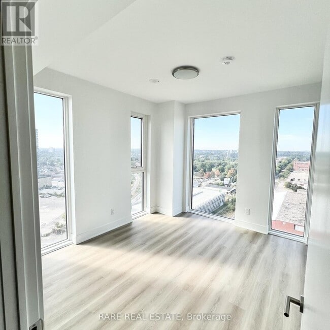 Photo du bâtiment - 25 Wellington St S