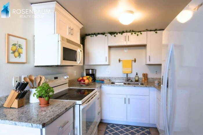 Photo - 1704 East 6th Avenue