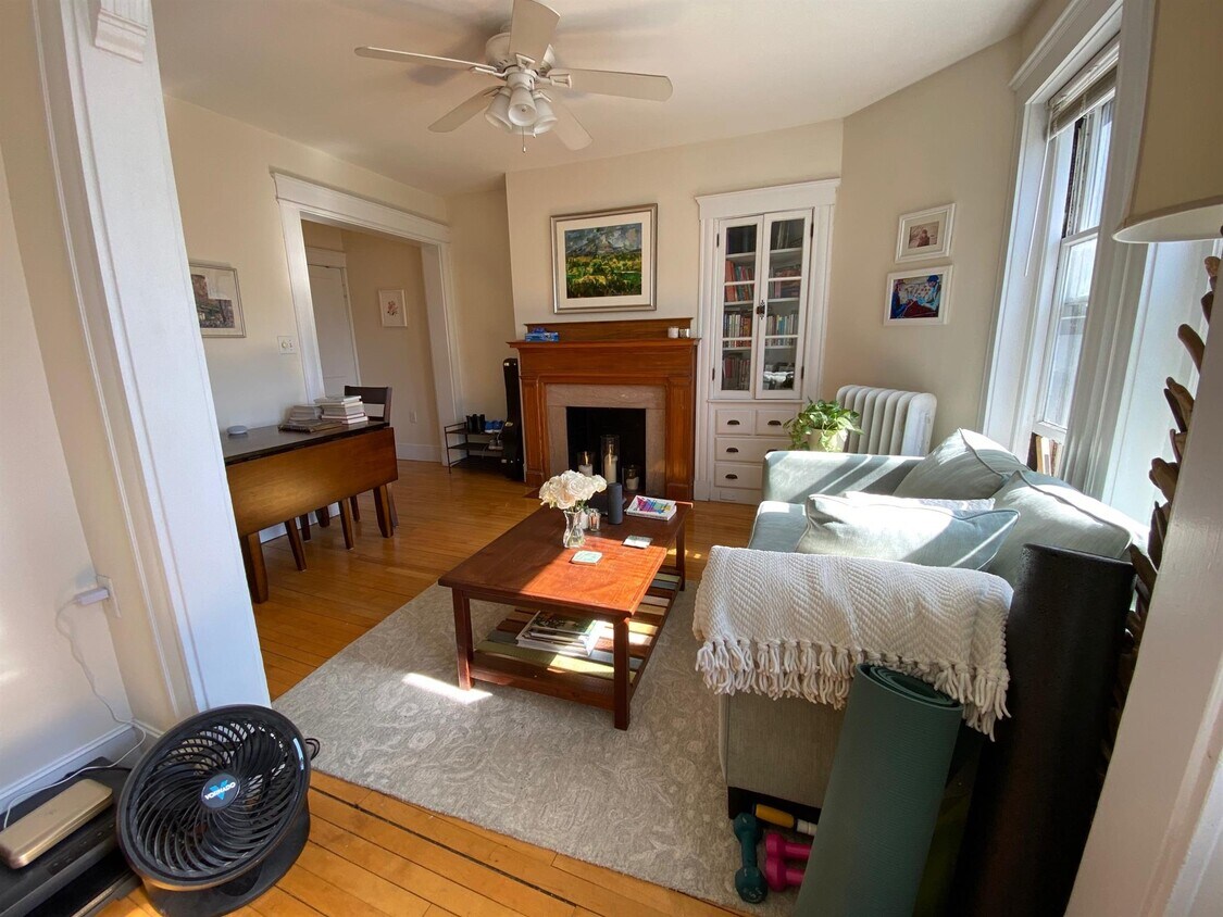 Primary Photo - 331 Harvard St
