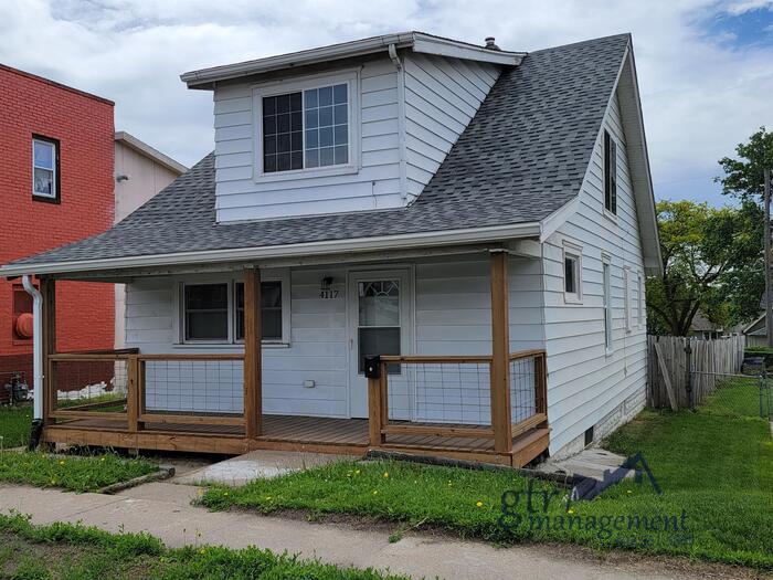 Foto principal - 4117 L St