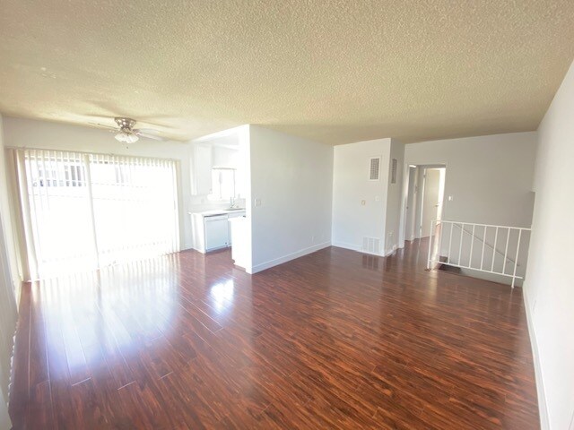 Foto del edificio - 1229 12th St