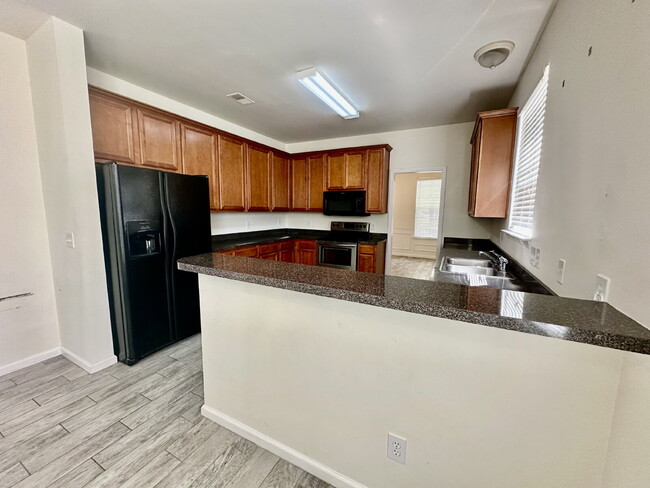 Foto del edificio - Bluffton Park Home Across from the Park wi...