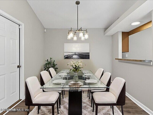 Foto del edificio - 1460 Ellis Trace Dr W