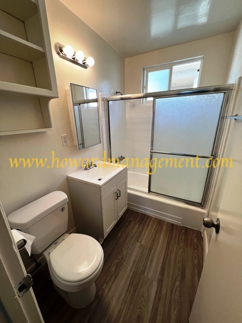 Unit #16 - Midvale Ave Apartments