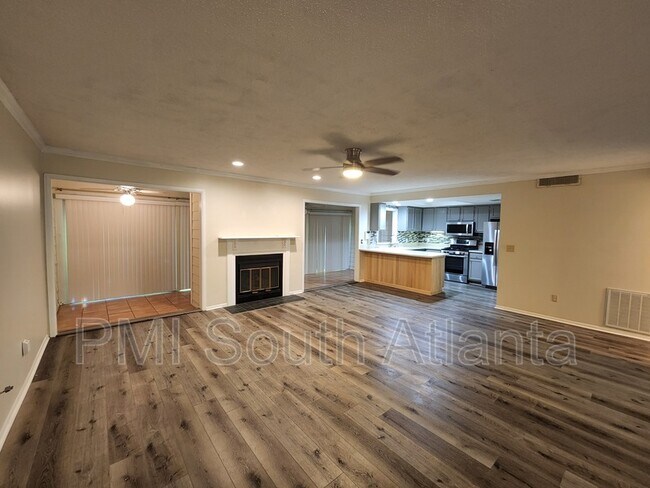 Foto del edificio - 83 Fair Haven Way