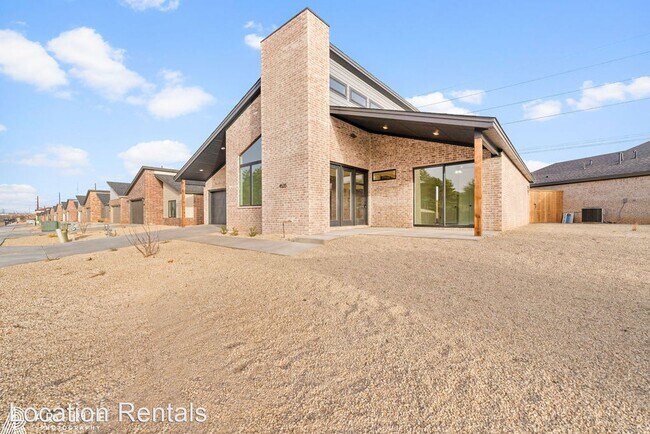 Building Photo - 3 br, 3 bath House - 4535 22nd Place