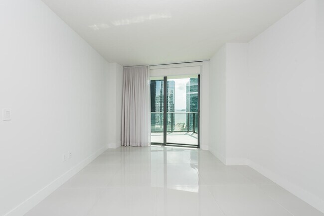 Foto del edificio - 1300 S Miami Ave