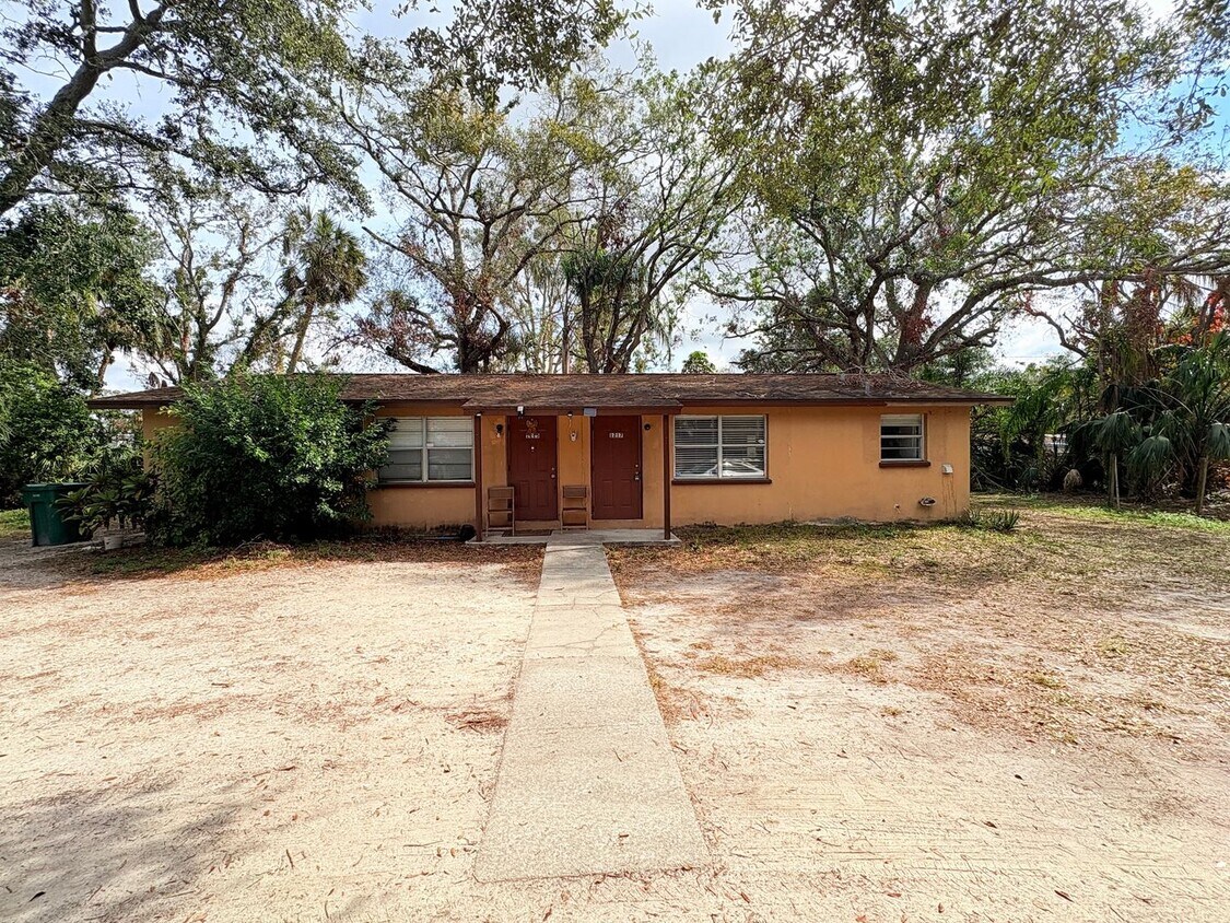 1215-1217 59th Ave E - 1215-1217 59th Ave E