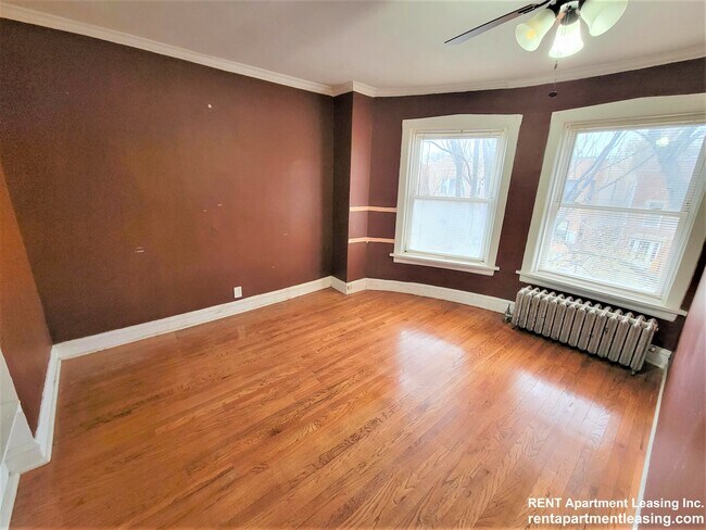 Building Photo - 4830 N Avers Ave