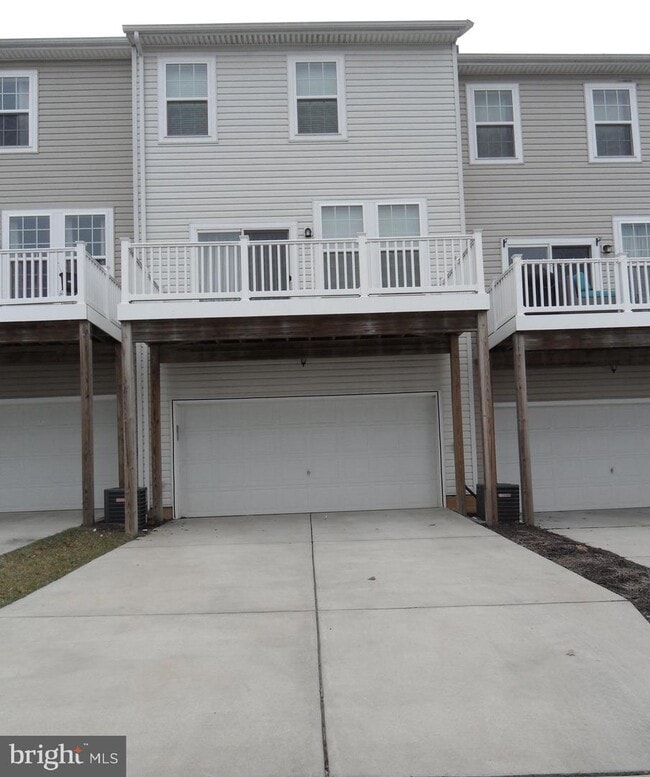 Building Photo - 522 Cobble Dr