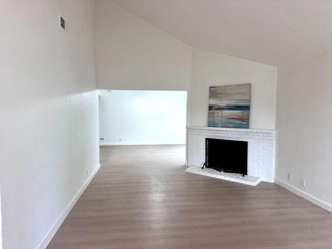 Foto del edificio - 4507-4507 Zachary Way