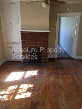 Building Photo - Duplex located just off Main St in Woodruff