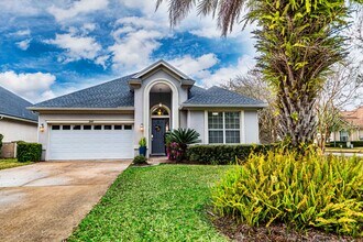 Building Photo - 341 Island Green Dr