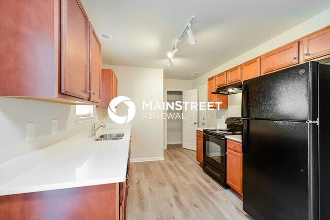 Foto del edificio - 3 Bedroom Pet-Friendly Home in Winston-Salem, NC with Main Street Renewal