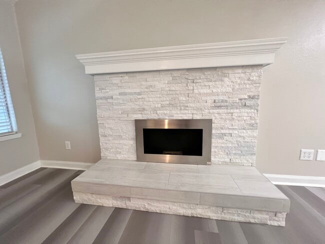 Building Photo - 2313 Placid Dr