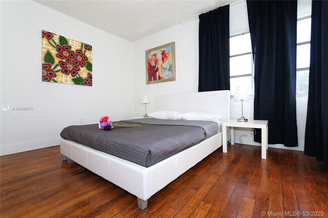 Foto del edificio - 807 Alton Rd