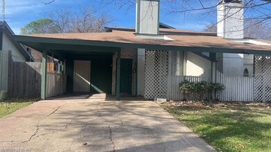 Building Photo - 2607 San Sebastian Cir