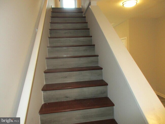 Foto del edificio - 1009 N Payson St