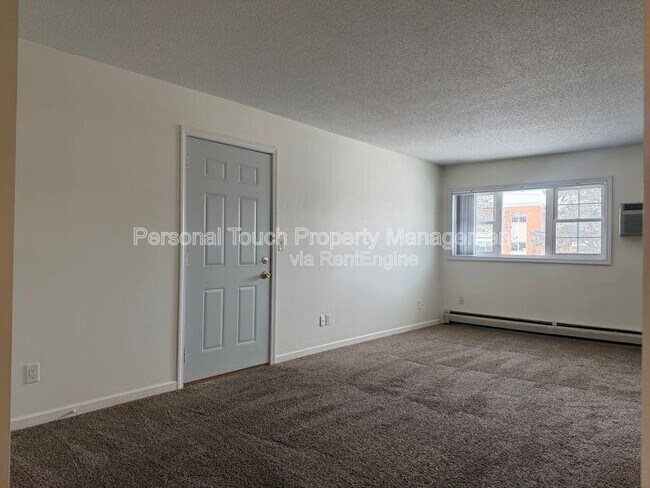 Foto del edificio - 912-18 1/2 18 1/2 St S