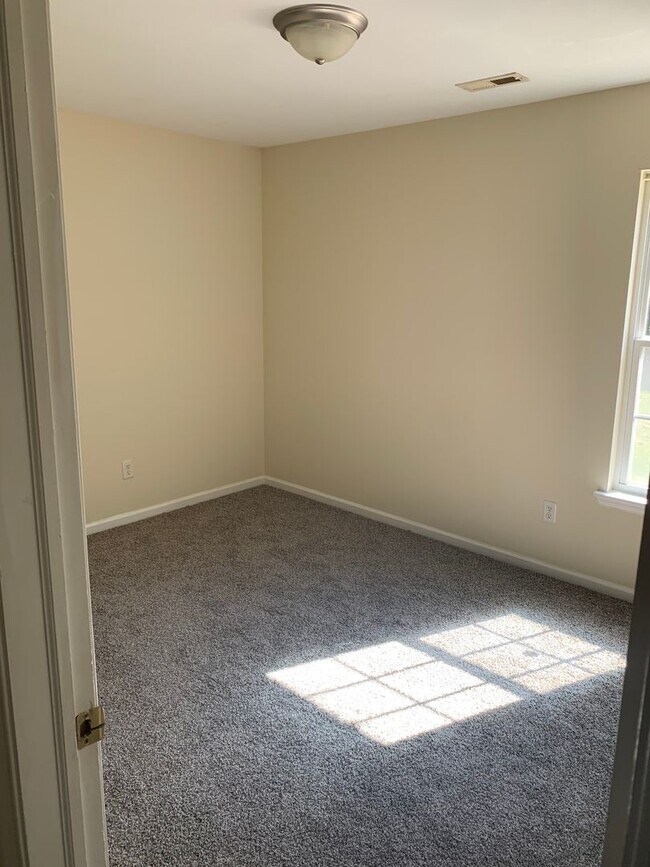 Foto del edificio - Beautiful Home located in Camden County and close to Water Access