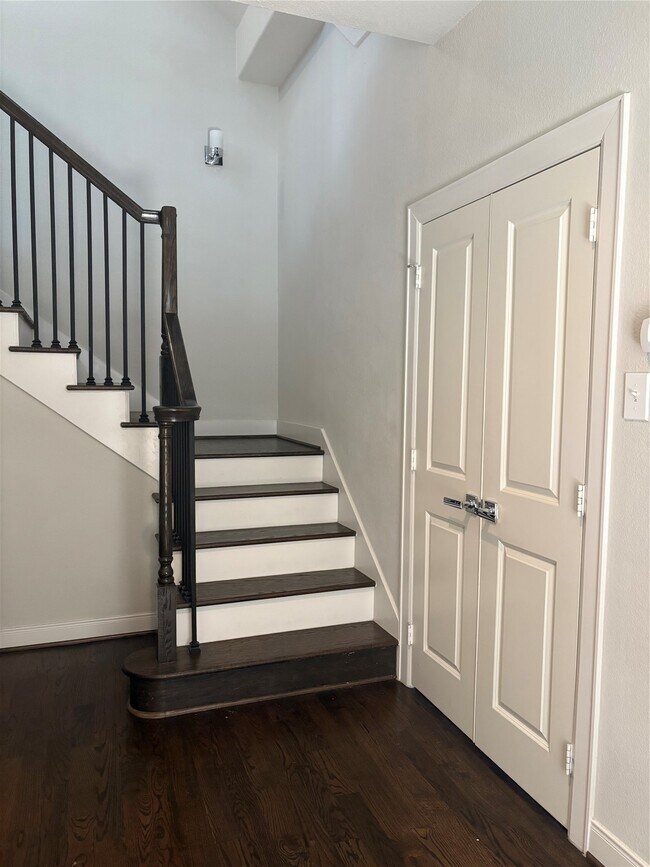 Foto del edificio - 5313 Petty St